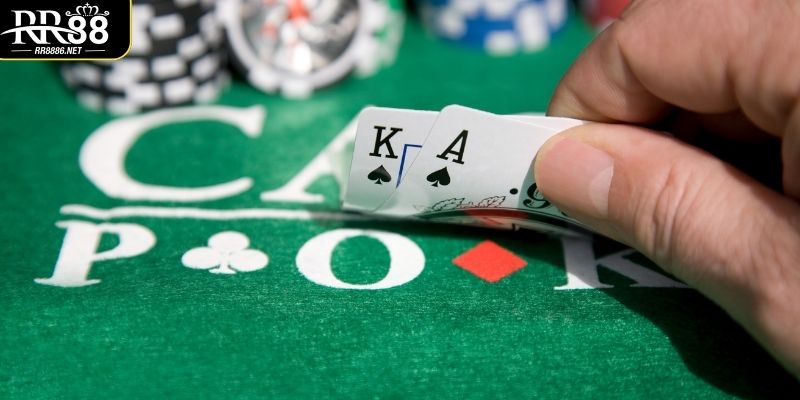 Bí kíp hay khi tham gia Poker tại RR88